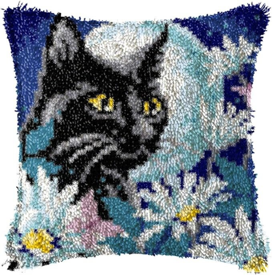 Latch Hook Kits DIY Throw Pillow Cover Black Cat Needlework Cushion Cover Home Decoration Handmade Latch Hook Kits Craft Gift Beginners